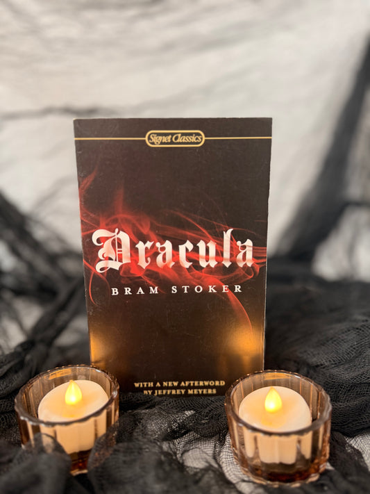 Dracula by Bram Stoker (Used, Signet Classics Paperback)