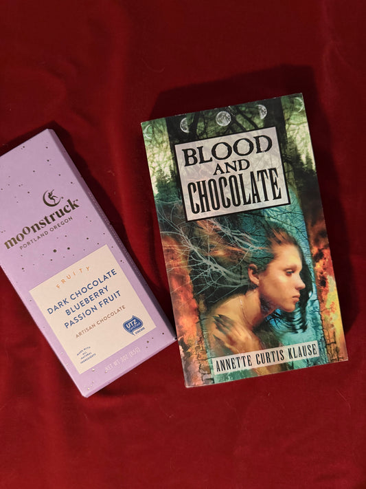Blood and Chocolate by Annette Curtis Klause (Used, Paperback)